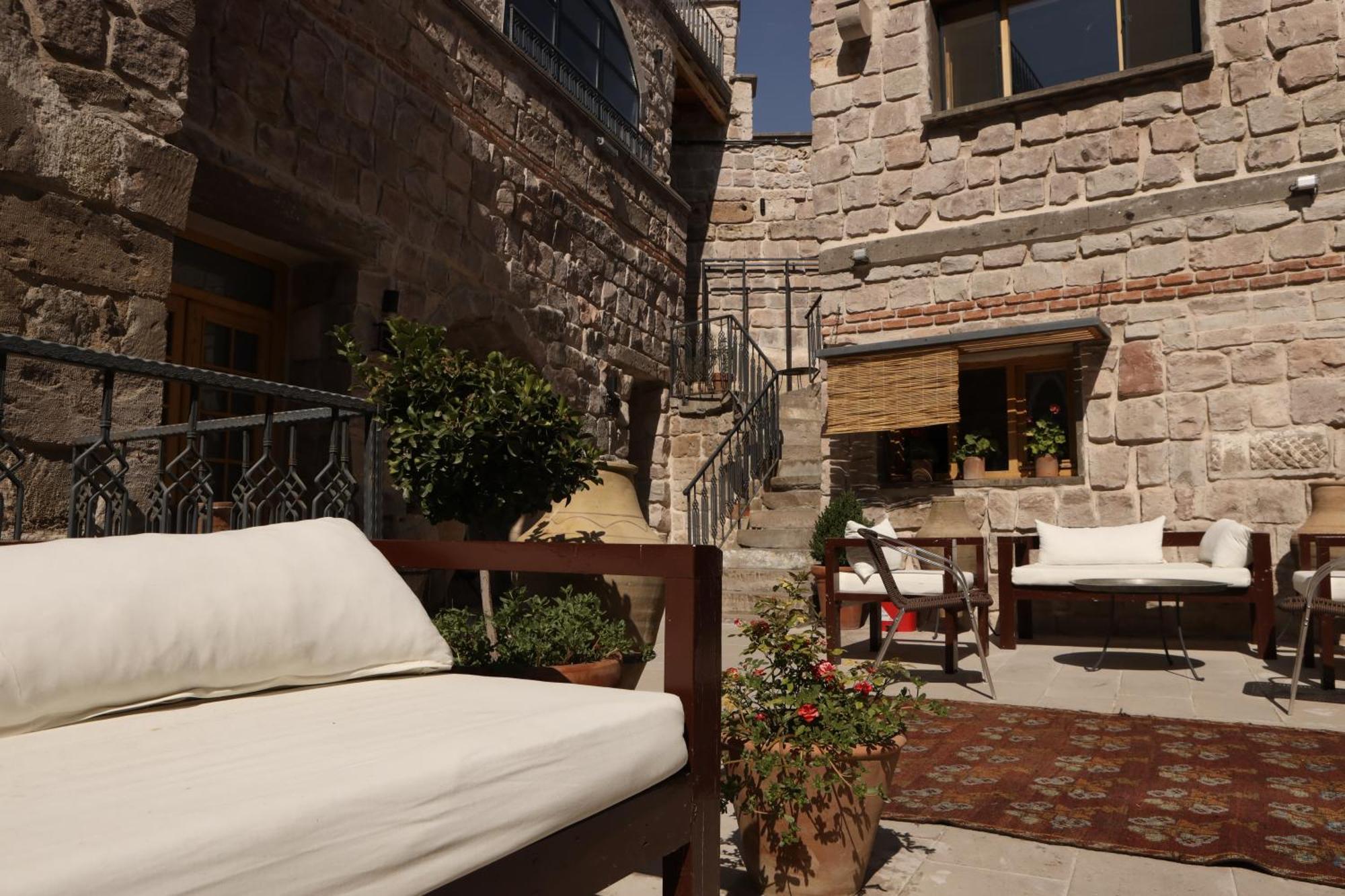 Pinhan Cave Suites 乌奇希萨尔 外观 照片